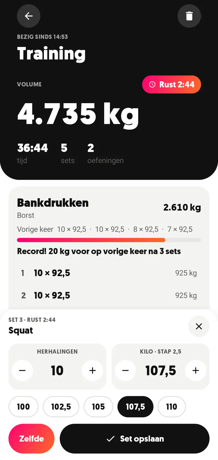 Een krachttraining in FitHopper met sets, volume en wat je vorige keer deed